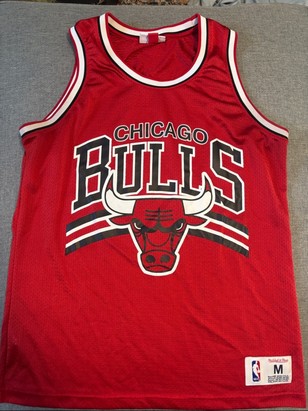 Mitchell & Ness Red, White & Black Retro Mesh Jersey Collar Tag